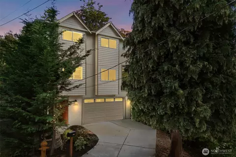 4812 S Frontenac St, Seattle, WA 98118