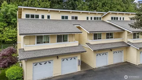 14702 NE 51st St #A2, Bellevue, WA 98007