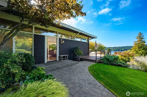 7731 SE 58th St, Mercer Island, WA 98040