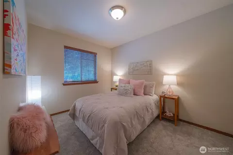 Bedroom - 9212 18th Ave W, Everett, WA 98204 photo 4 of 4