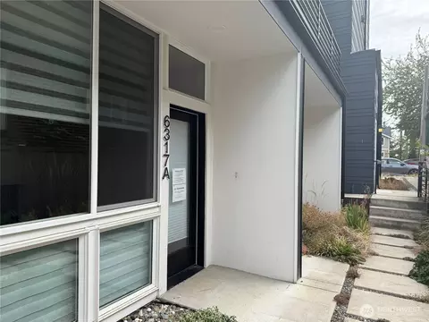 6317 34th Ave, Seattle, WA 98126
