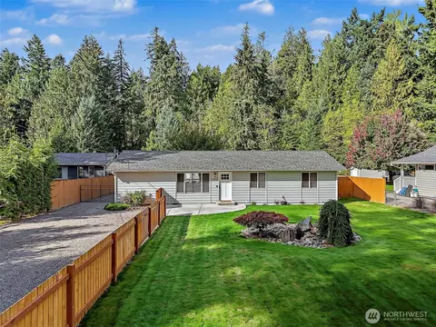 10024 Angeline Rd E, Bonney Lake, WA 98391