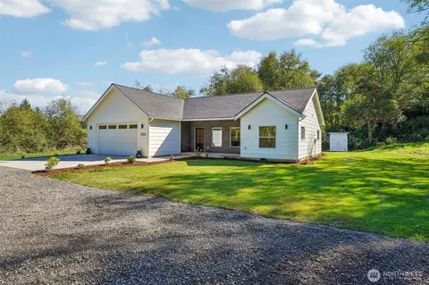 184 Trout Lakes Rd, Castle Rock, WA 98611