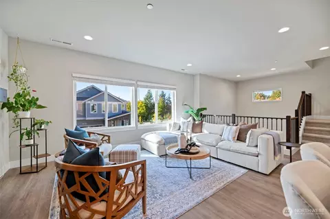 Living - 3920 242nd St SE #PT 4, Bothell, WA 98021 photo 2 of 2