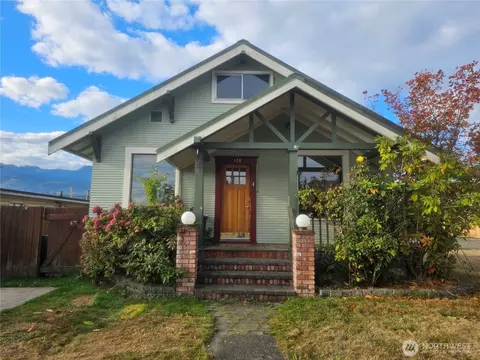 126 W 126 12 W 2nd St, Port Angeles, WA 98362
