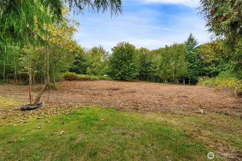 777 Missouri St, Manchester, WA 98353