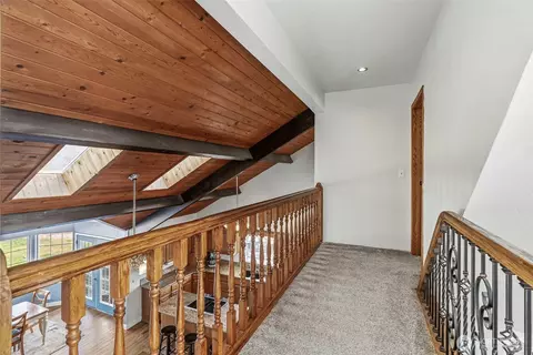 Entry Way - 4714 Pine St, Longview, WA 98632 photo 3 of 3