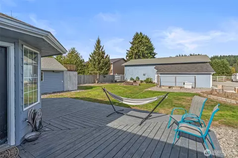 Exterior - 4714 Pine St, Longview, WA 98632 photo 9 of 10