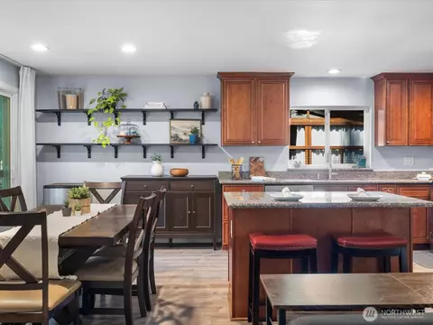 Dining - 19310 1st Ave SE, Bothell, WA 98012 photo 1 of 4