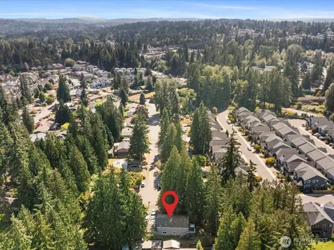 View/Area - 19310 1st Ave SE, Bothell, WA 98012 photo 2 of 2
