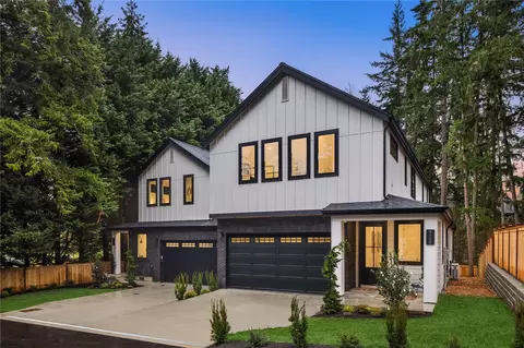 4120 161st Ave SE, Bellevue, WA 98006