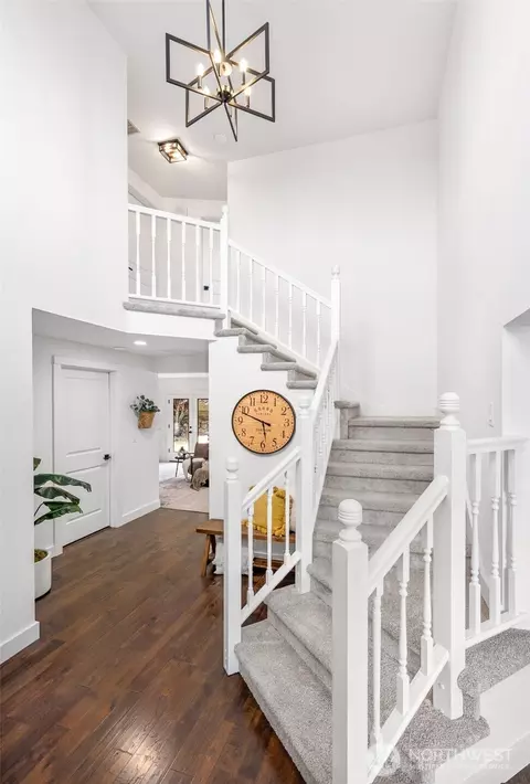 Entry Way - 10810 40th Ave SE, Everett, WA 98208 photo 1 of 1