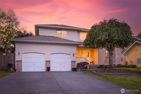 Exterior - 10810 40th Ave SE, Everett, WA 98208 photo 11 of 14