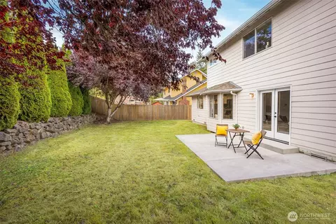 Exterior - 10810 40th Ave SE, Everett, WA 98208 photo 3 of 14