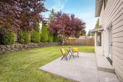 Exterior - 10810 40th Ave SE, Everett, WA 98208 photo 2 of 14