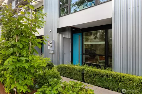 521 Madrona Way NE #5, Bainbridge Island, WA 98110