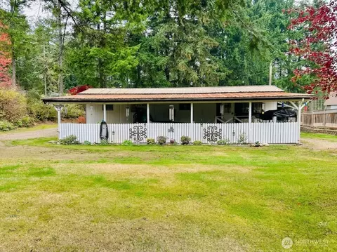 1231 E Island Lake Dr, Shelton, WA 98584