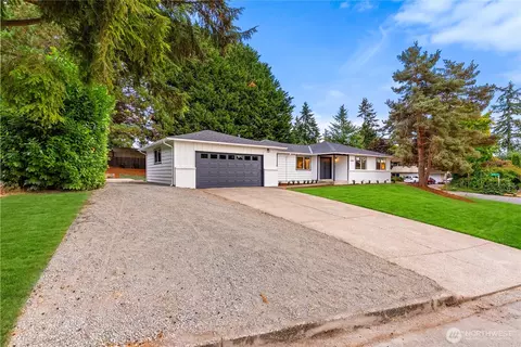 31446 28 Pl SW, Federal Way, WA 98023