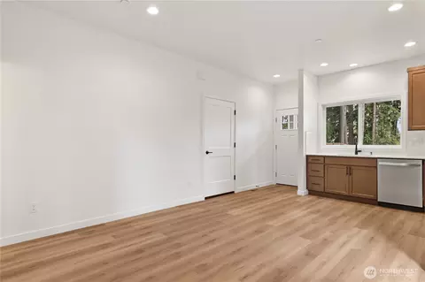 Living - 7018 Wetmore Ave #B, Everett, WA 98203 photo 1 of 4