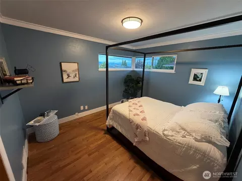 Bedroom - 522 Hawthorne St, Everett, WA 98201 photo 2 of 4