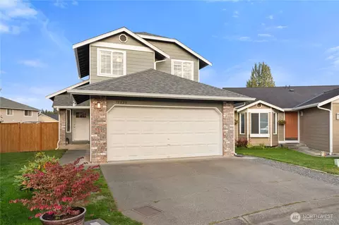 17525 27th Ave NE, Marysville, WA 98271