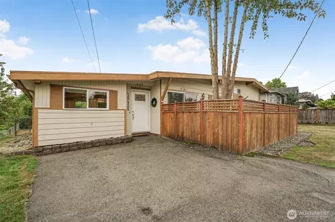 15425 SE 11th St, Bellevue, WA 98007