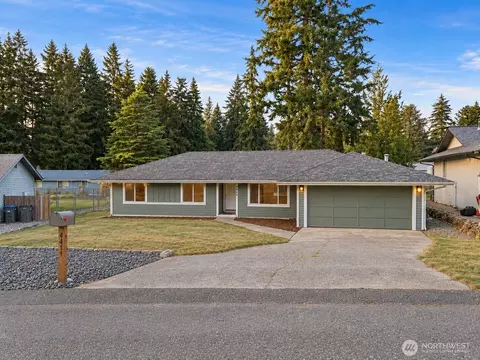 4441 SE Basswood Ln, Port Orchard, WA 98366