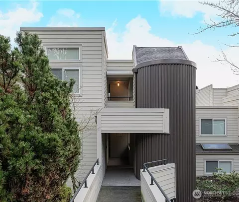 7365 Old Redmond Rd #110, Redmond, WA 98052