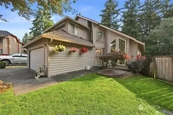 1105 SW 352nd St, Federal Way, WA 98023