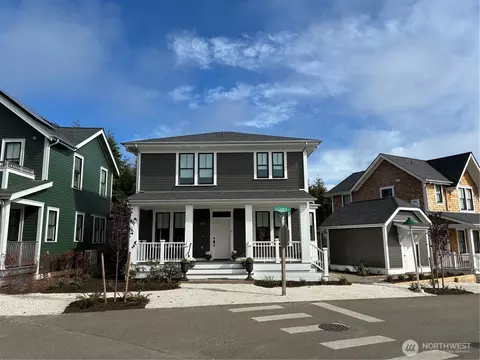 94 Easthaven St, Pacific Beach, WA 98571