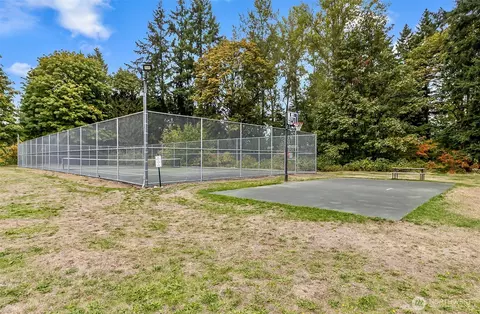 Exterior - 12500 NE 197th Ct, Bothell, WA 98011 photo 8 of 8