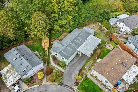 View/Area - 12500 NE 197th Ct, Bothell, WA 98011 photo 2 of 4