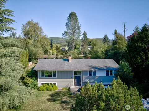 14 Crista Vista Dr, Cathlamet, WA 98612