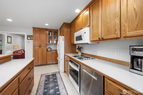 Kitchen - 2304 5th St, Everett, WA 98201 photo 3 of 5