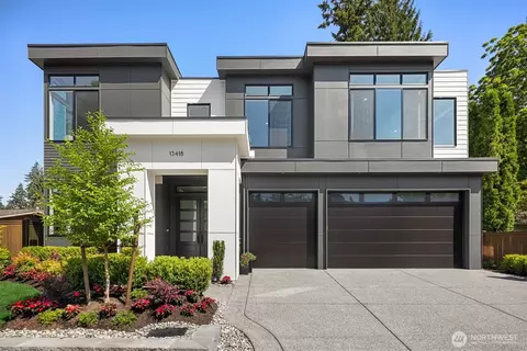 12016 NE 62nd St, Kirkland, WA 98033
