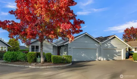4874 N Village Ln #B, Bellingham, WA 98226