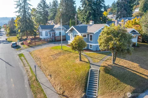 800 E Laurel St, Bellingham, WA 98225