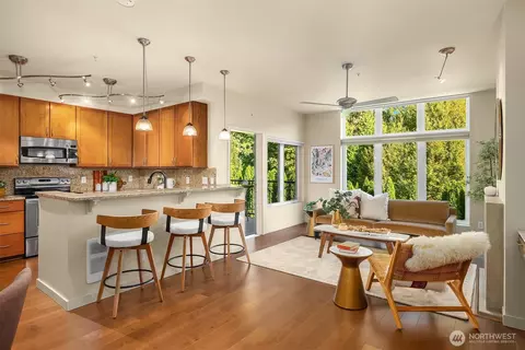 150 102nd Ave SE #306, Bellevue, WA 98004