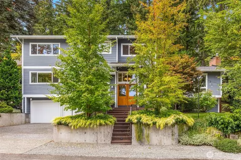 7803 89th Pl SE, Mercer Island, WA 98040