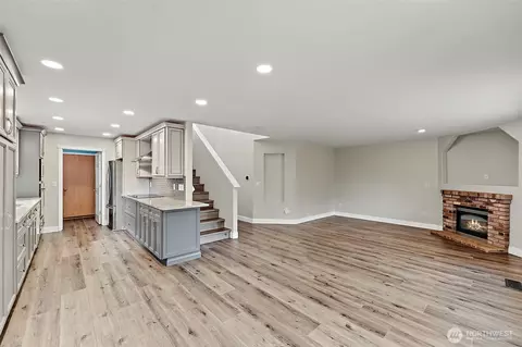 Living - 1316 193rd St E, Spanaway, WA 98387 photo 2 of 4