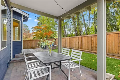 Exterior - 1706 239th St SW, Bothell, WA 98021 photo 4 of 6