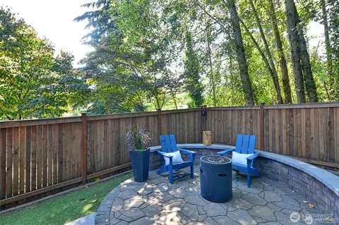 Exterior - 1706 239th St SW, Bothell, WA 98021 photo 3 of 6