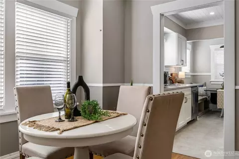 Dining - 2320 Mcdougall Ave, Everett, WA 98201 photo 1 of 2