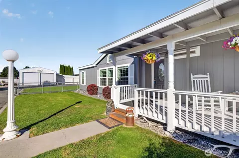 407 Nightengale Pl, East Wenatchee, WA 98802