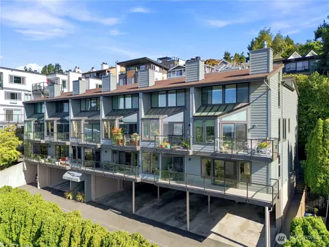 2030 13th Ave W #101, Seattle, WA 98119