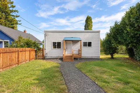 1405 Flower Ave, Port Orchard, WA 98366