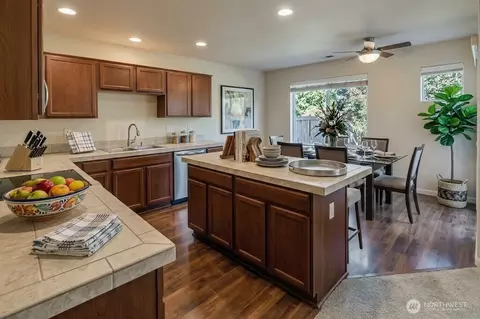 Kitchen - 1701 177th St E, Spanaway, WA 98387 photo 4 of 6