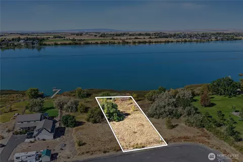 3620 NE Wild Goose Rd, Moses Lake, WA 98837