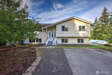 2072 Sidney Ave, Port Orchard, WA 98366