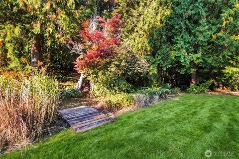 Exterior - 23323 49th Ave SE, Bothell, WA 98021 photo 6 of 10